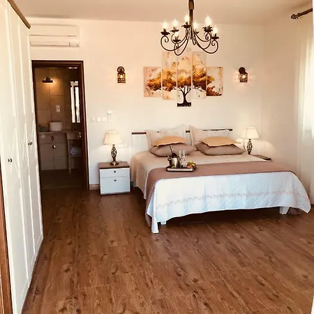 Dreamvilla